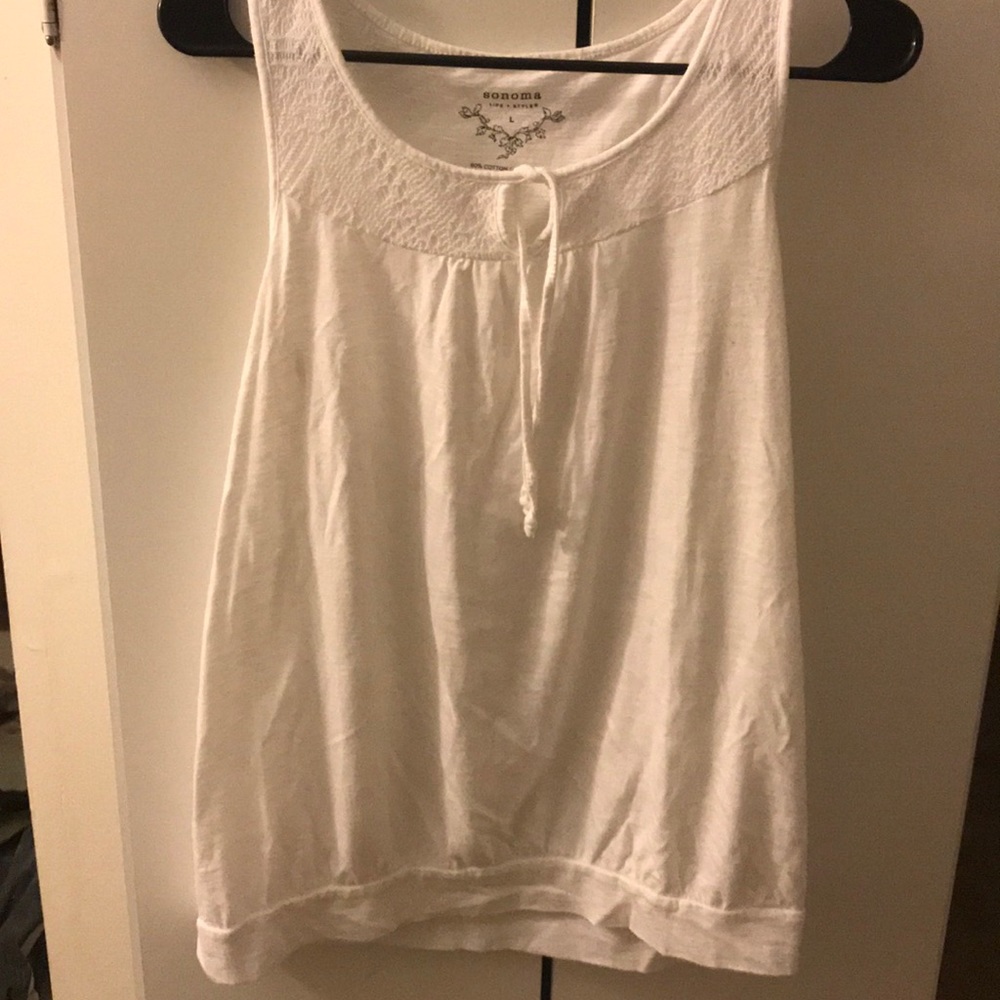 Beautiful white large Sonoma tank top